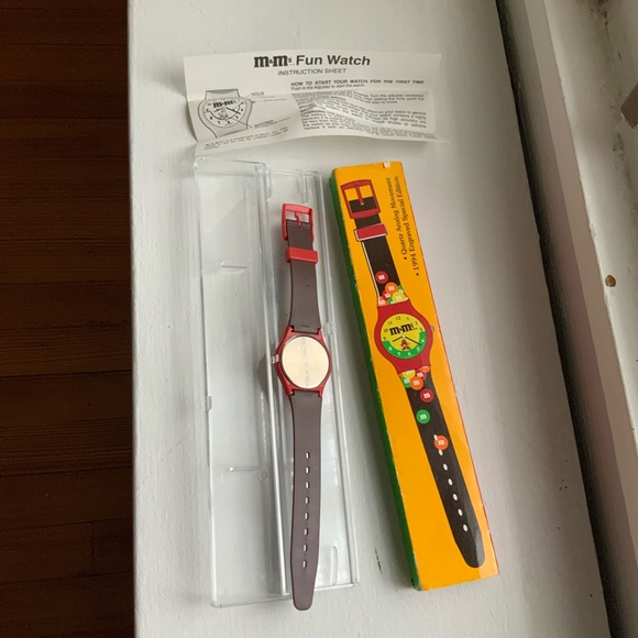 Watch - Picture 3 of 3